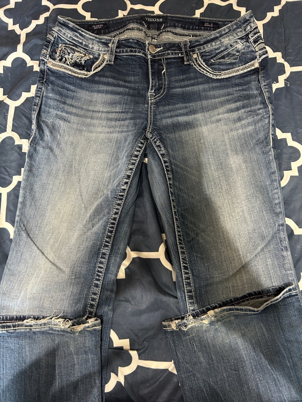 Vigoss Women's Faded Blue Distressed Jeans size 16
